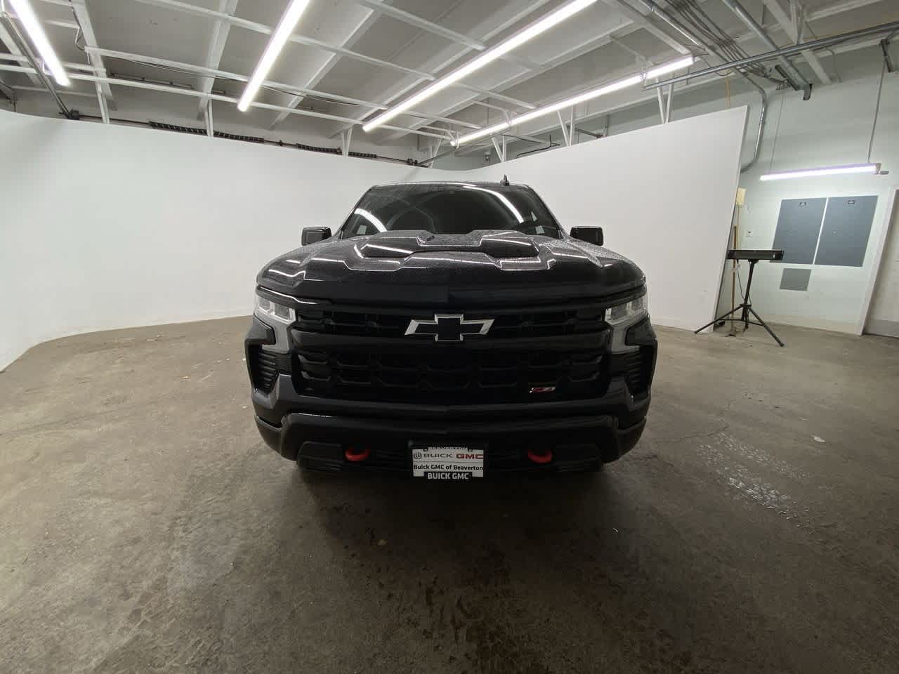 Thumbnail: 2023 Chevrolet Silverado 1500 - 9