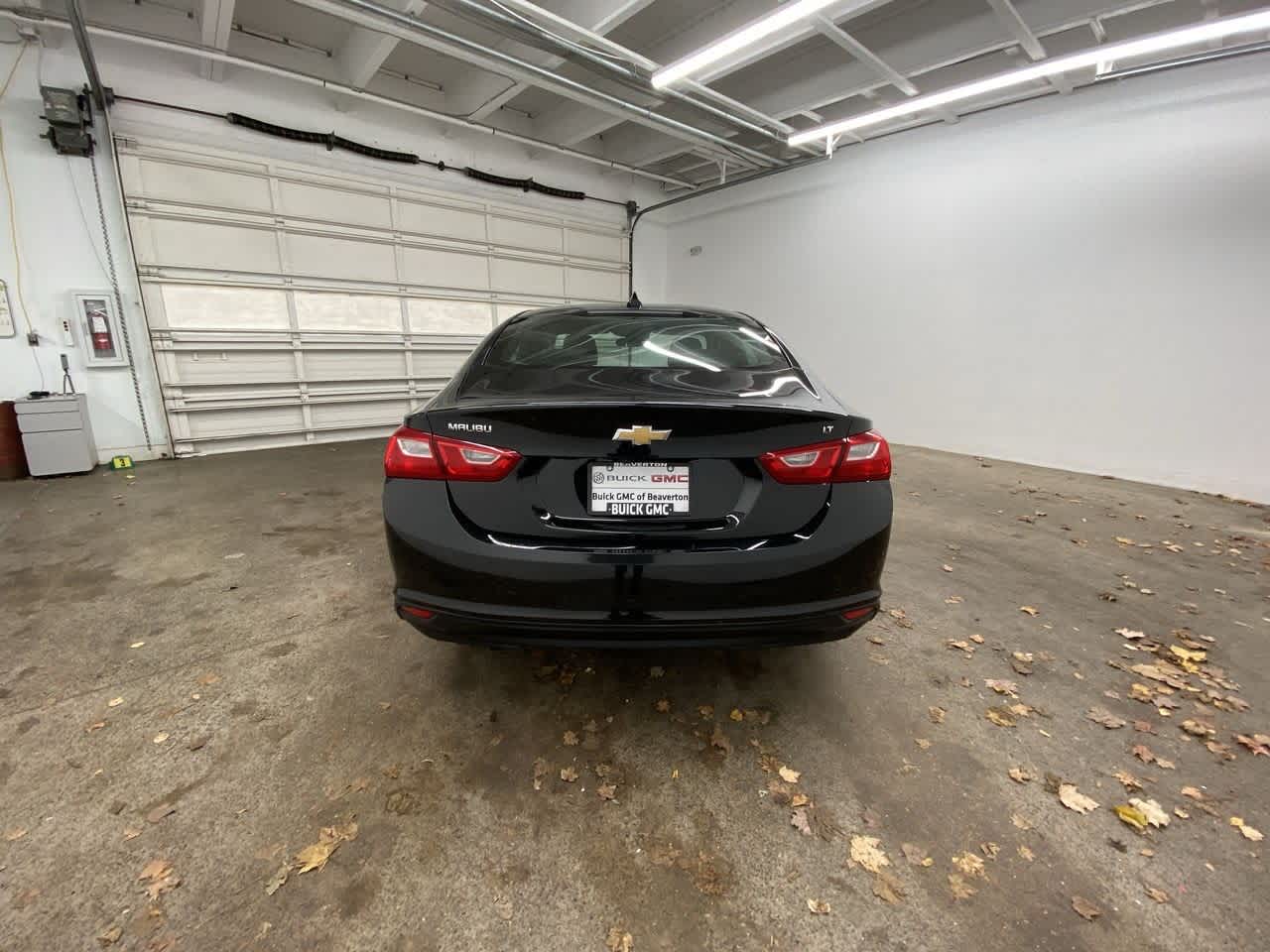 Thumbnail: 2023 Chevrolet Malibu - 5