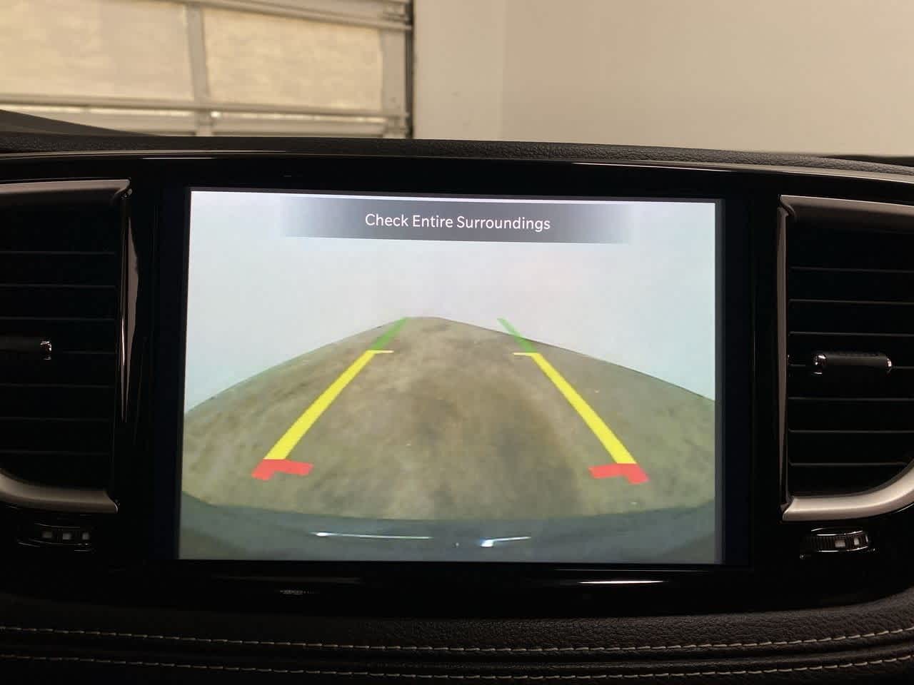 Thumbnail: 2024 Chrysler Pacifica - 26