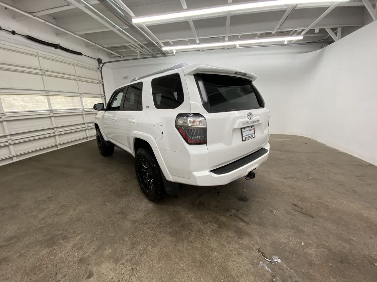 Thumbnail: 2018 Toyota 4Runner - 4