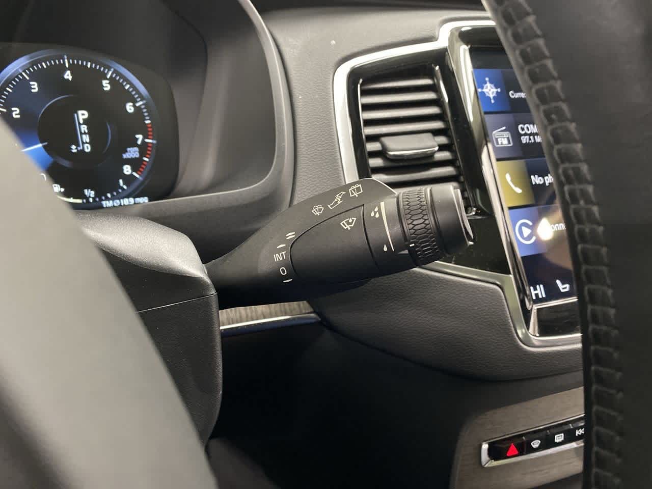 Thumbnail: 2022 Volvo XC90 - 24