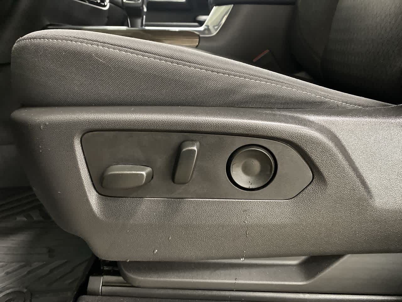 Thumbnail: 2023 Chevrolet Silverado 1500 - 14