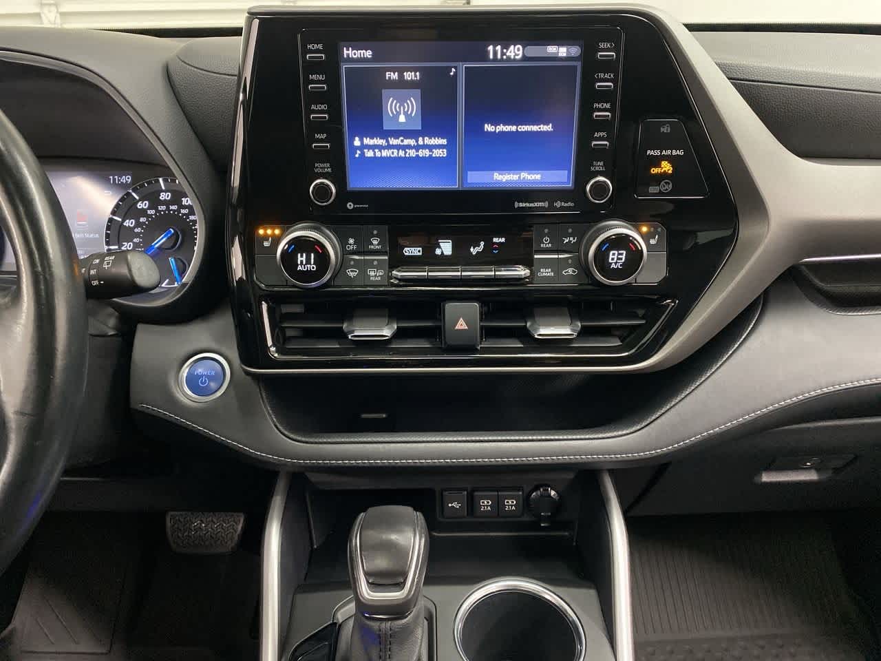 Thumbnail: 2021 Toyota Highlander - 24