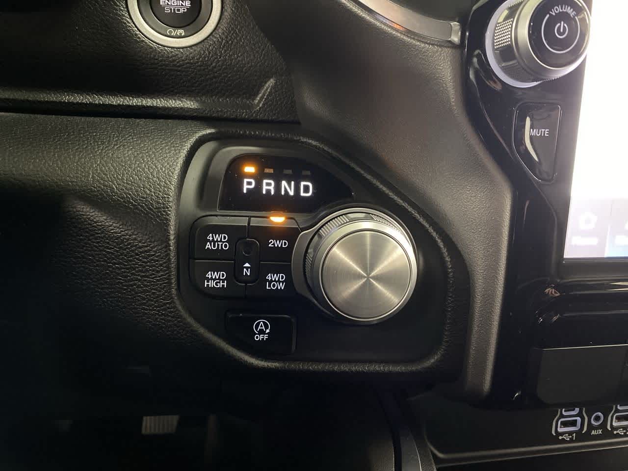 Thumbnail: 2025 RAM 1500 - 27