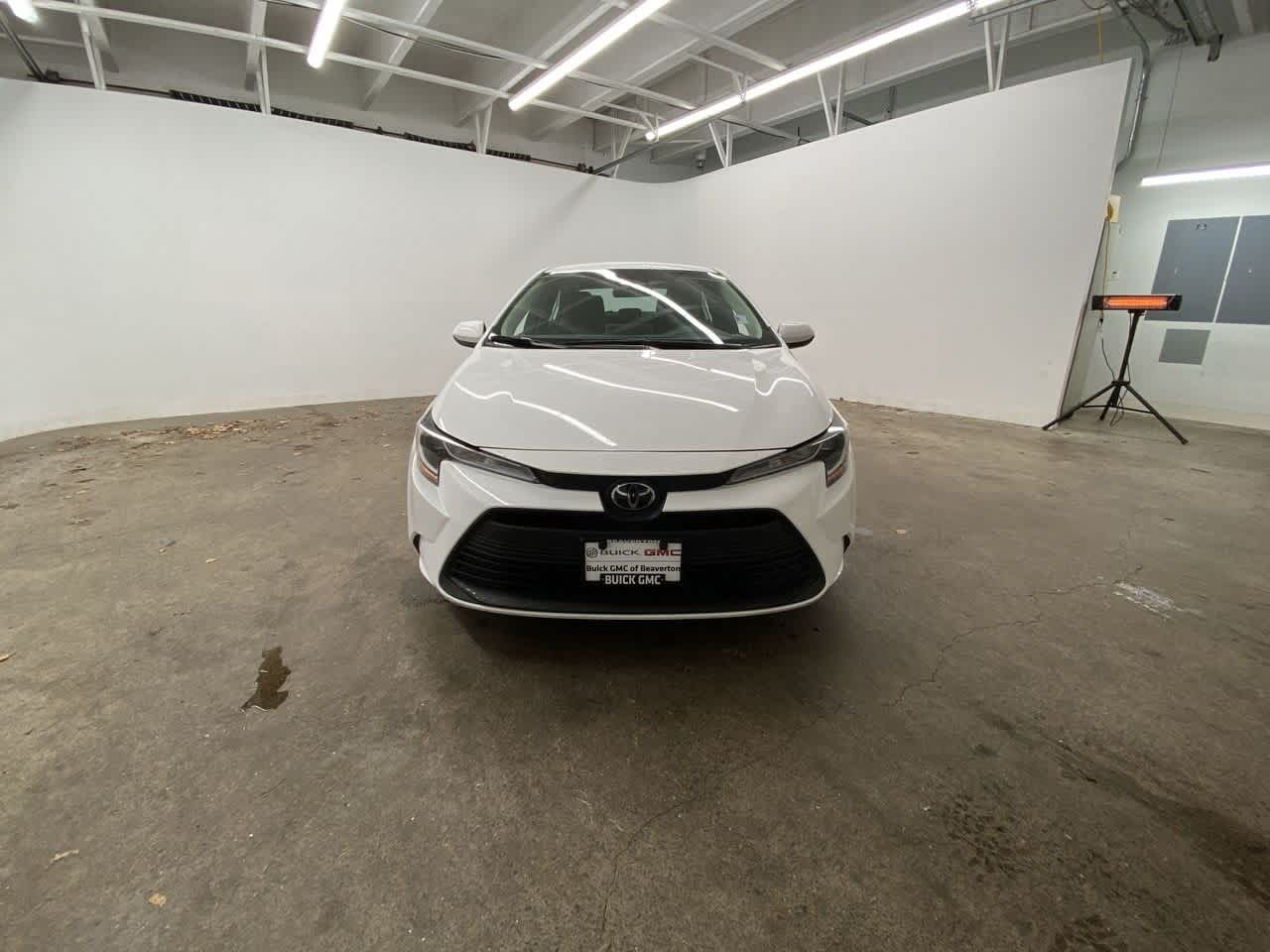 Thumbnail: 2023 Toyota Corolla - 9