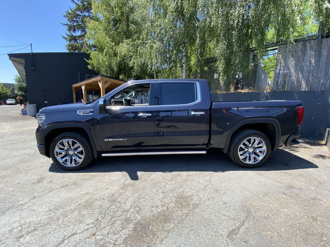Thumbnail: 2023 GMC Sierra 1500 - 3