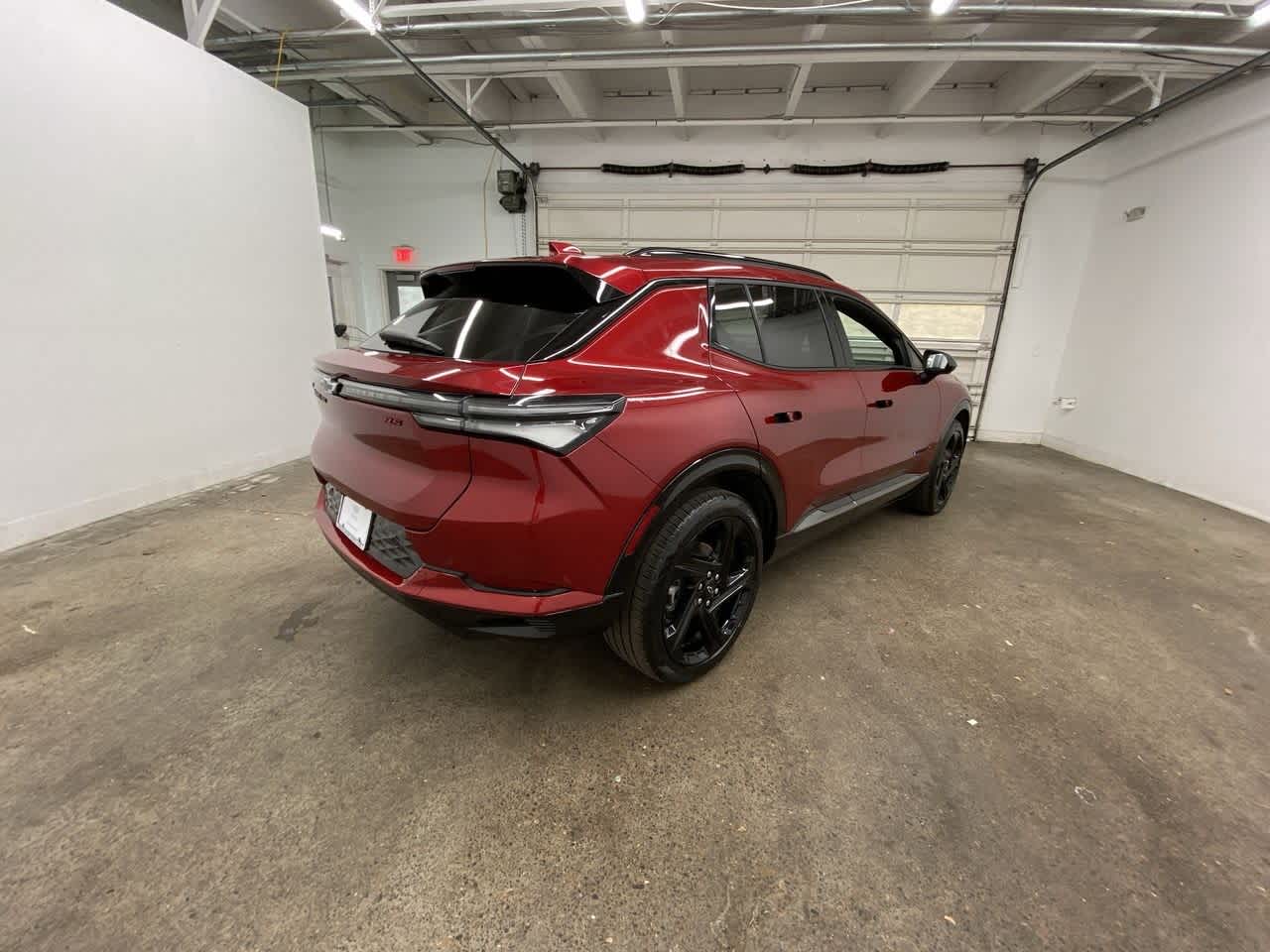 Thumbnail: 2024 Chevrolet Equinox - 6