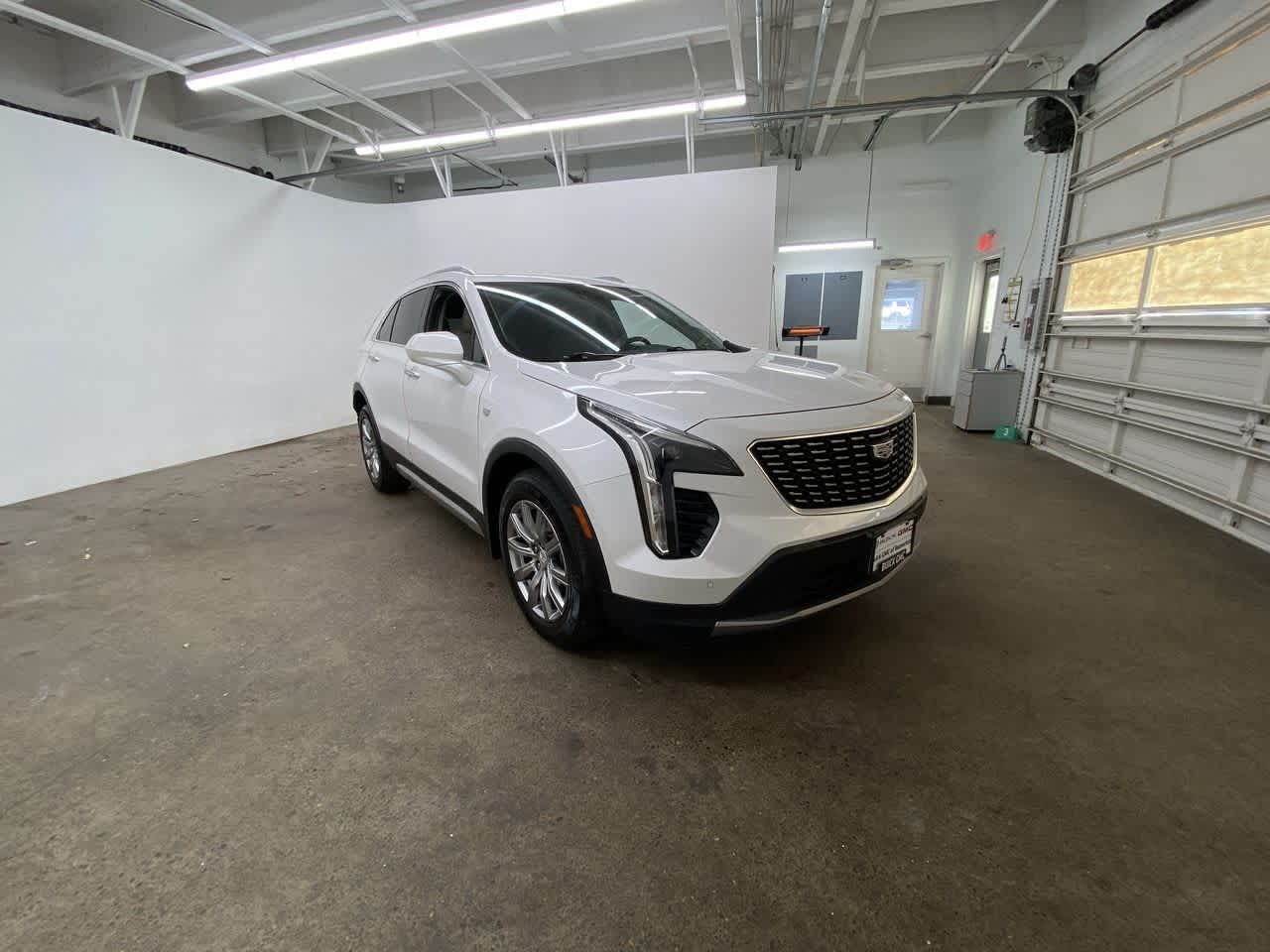 Thumbnail: 2020 Cadillac XT4 - 8