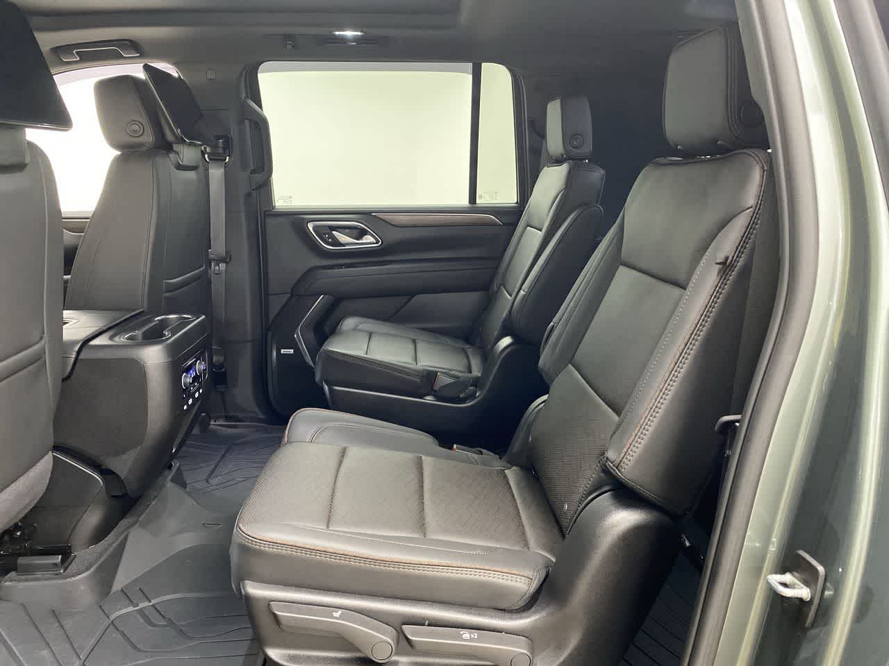Thumbnail: 2024 Chevrolet Suburban - 17