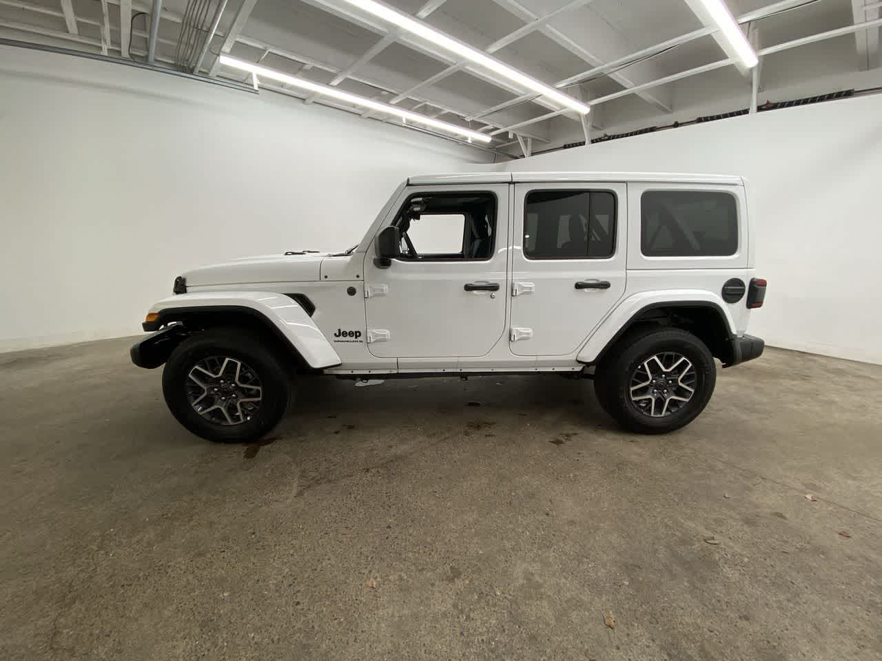 Thumbnail: 2025 Jeep Wrangler - 3