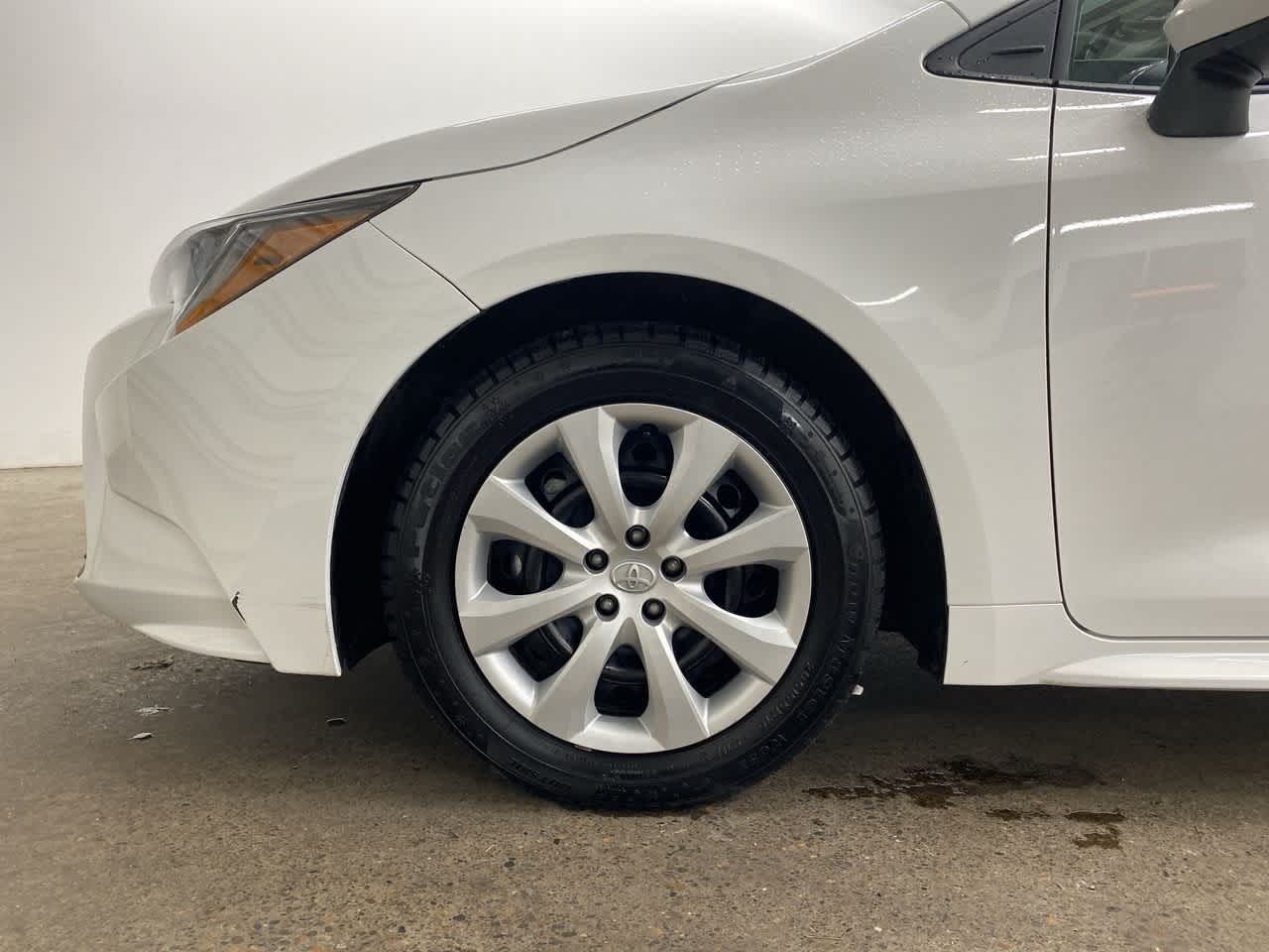 Thumbnail: 2023 Toyota Corolla - 12