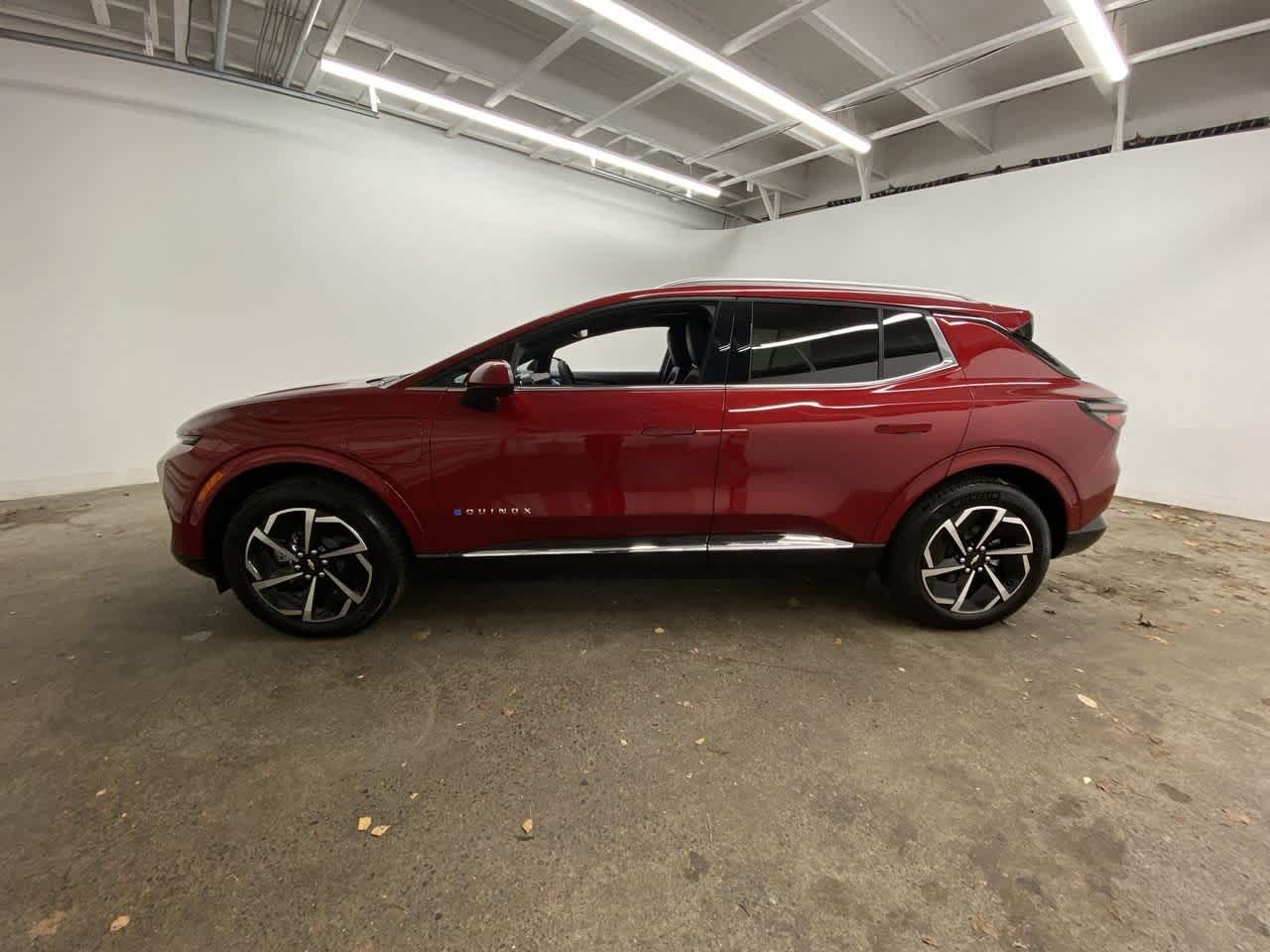 Thumbnail: 2025 Chevrolet Equinox - 3