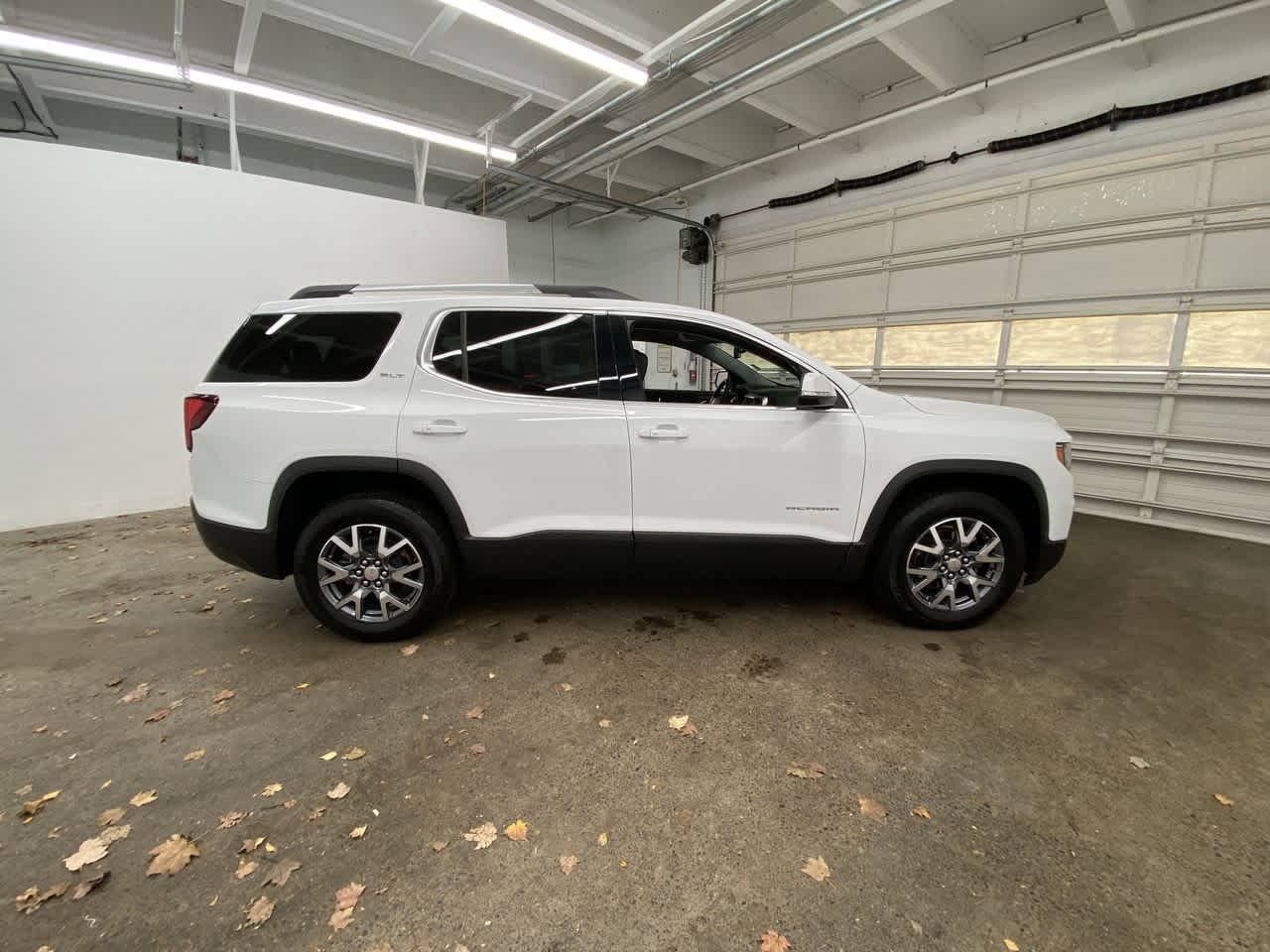 Thumbnail: 2023 GMC Acadia - 7