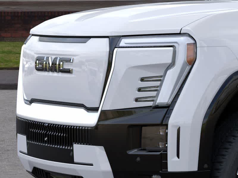 2025 GMC Sierra EV Denali 13