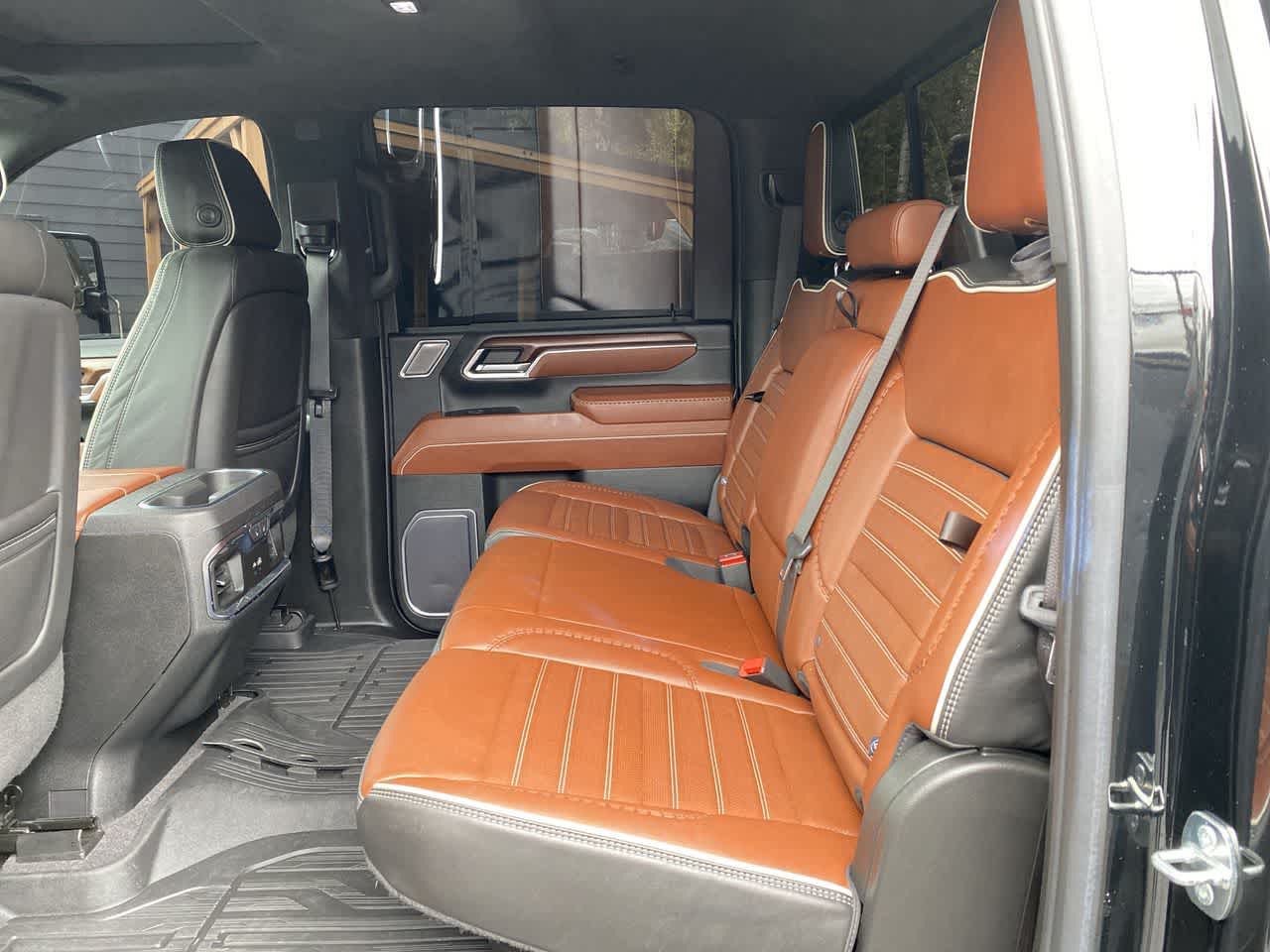 Thumbnail: 2024 GMC Sierra 3500 - 16