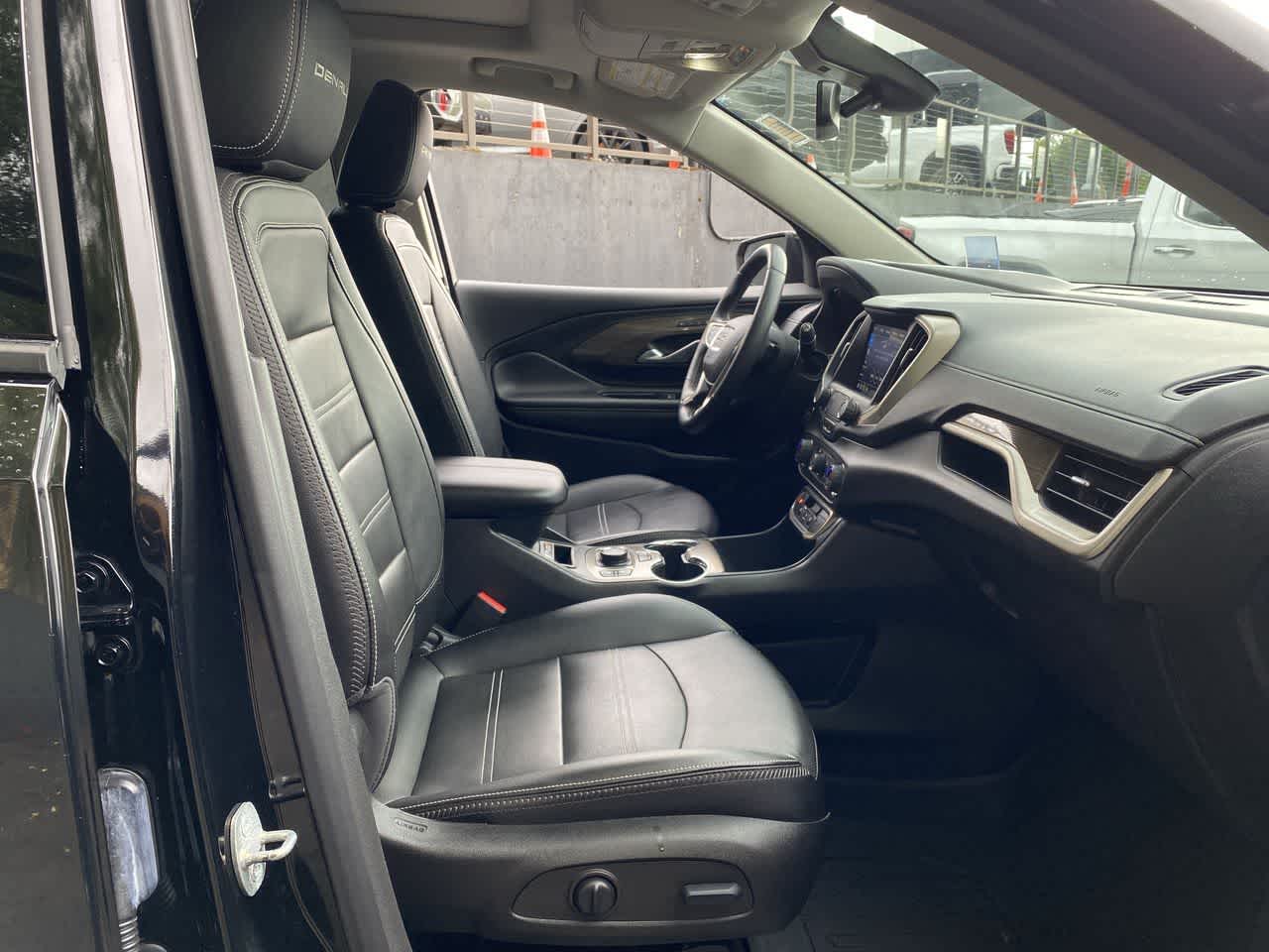 Thumbnail: 2022 GMC Terrain - 17