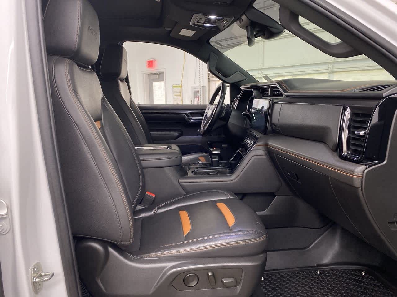 Thumbnail: 2022 GMC Sierra 1500 - 18