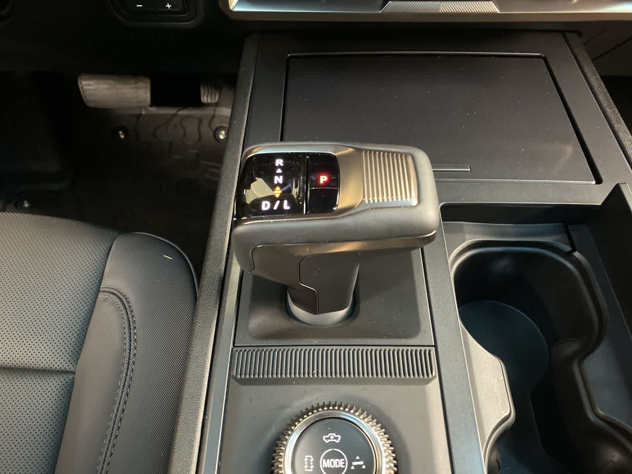 Thumbnail: 2024 GMC Hummer EV - 26