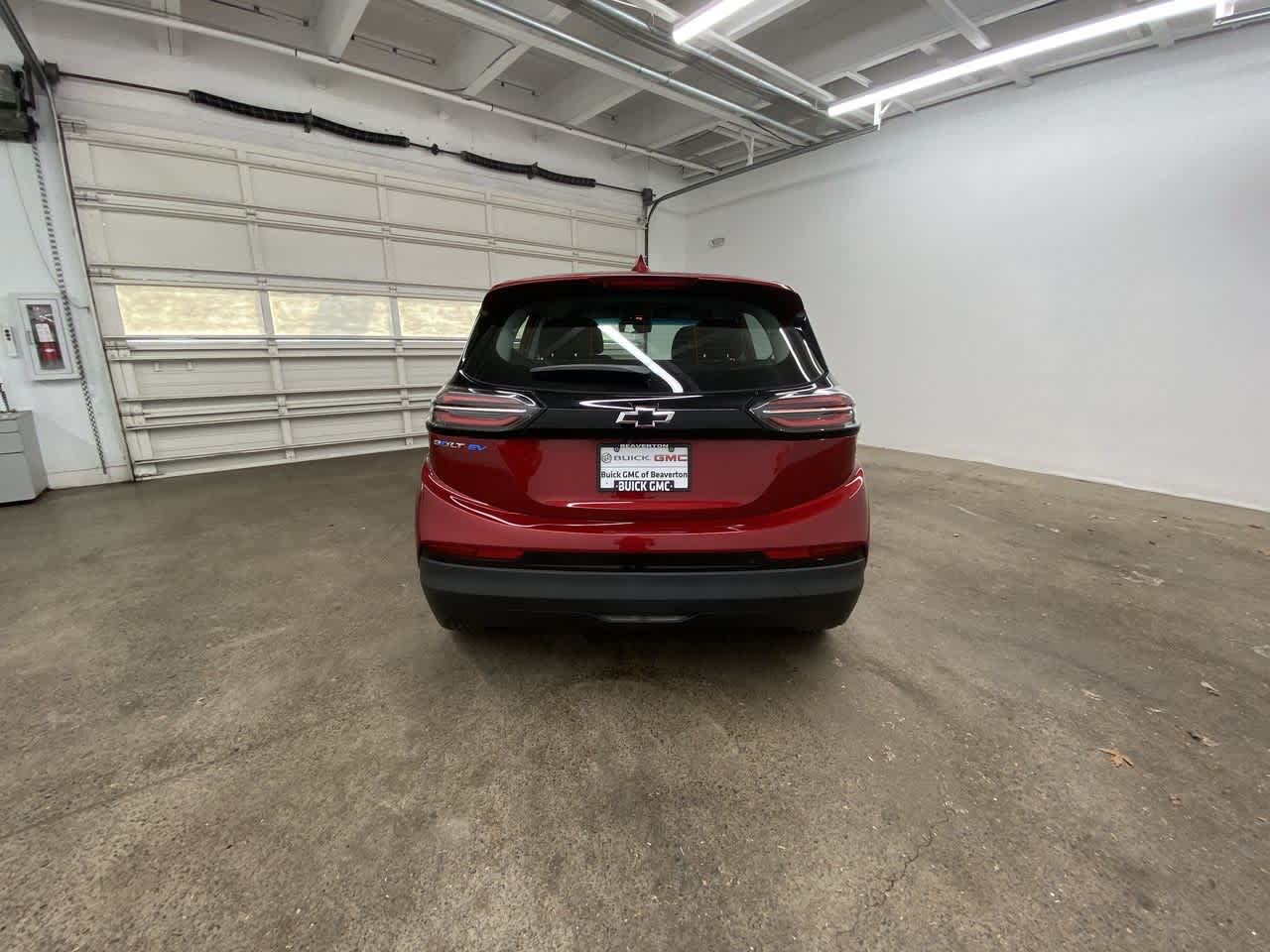 Thumbnail: 2022 Chevrolet Bolt EV - 5