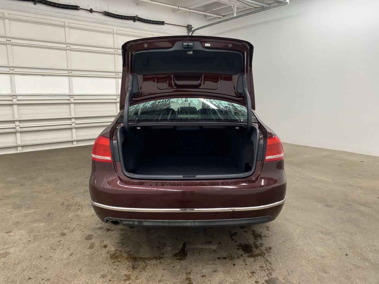 Thumbnail: 2014 Volkswagen Passat - 30