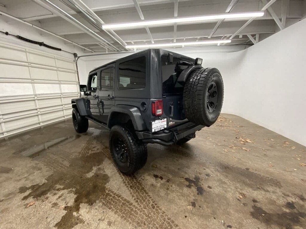 Used 2017 Jeep Wrangler JK Unlimited Rubicon 4x4 SUV