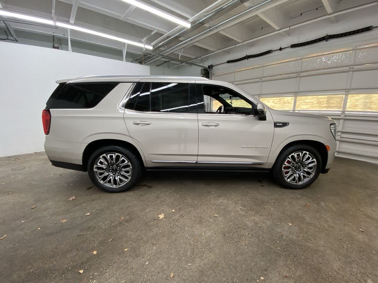 Thumbnail: 2024 GMC Yukon - 7