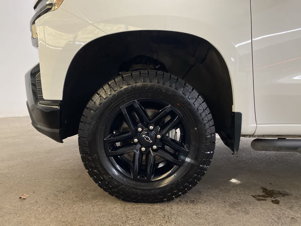 Thumbnail: 2021 Chevrolet Silverado 1500 - 11