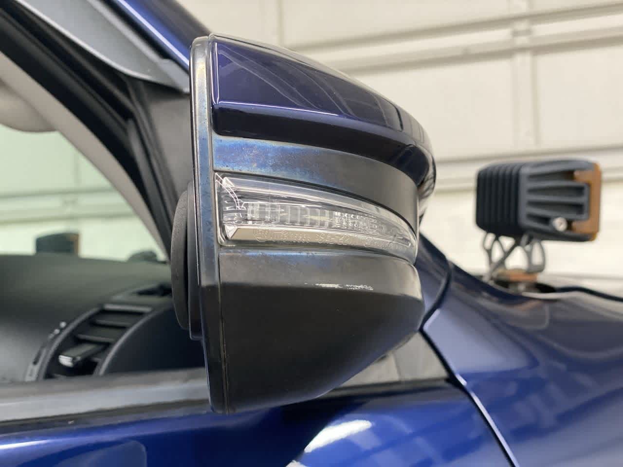 Thumbnail: 2016 Toyota 4Runner - 32