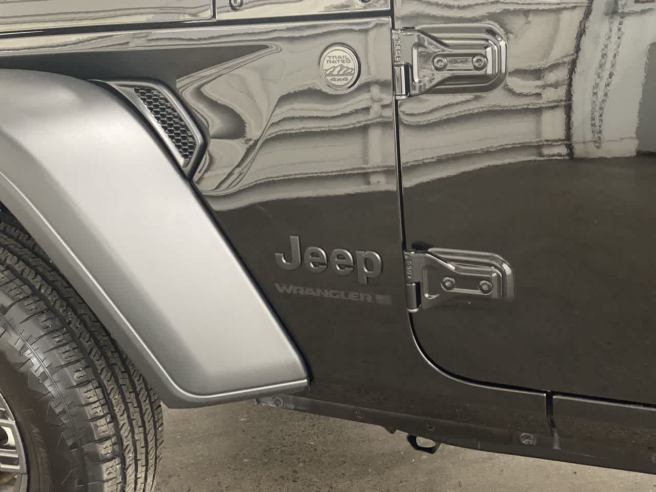 Thumbnail: 2025 Jeep Wrangler - 10