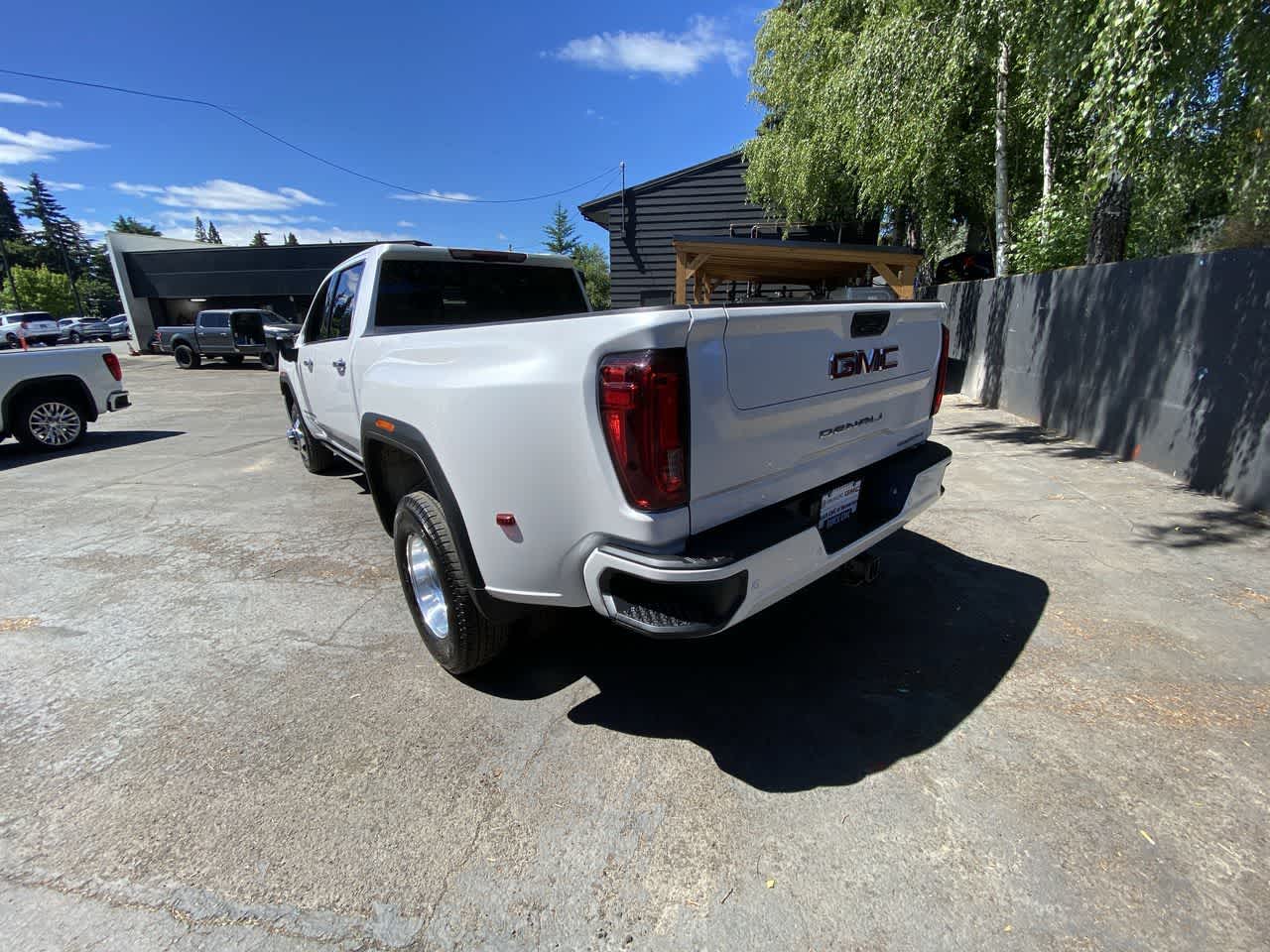 Thumbnail: 2023 GMC Sierra 3500 - 4