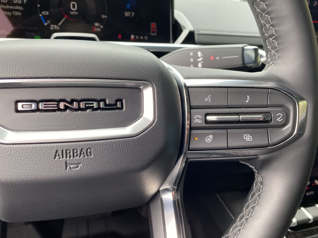 Thumbnail: 2025 GMC Sierra EV - 21