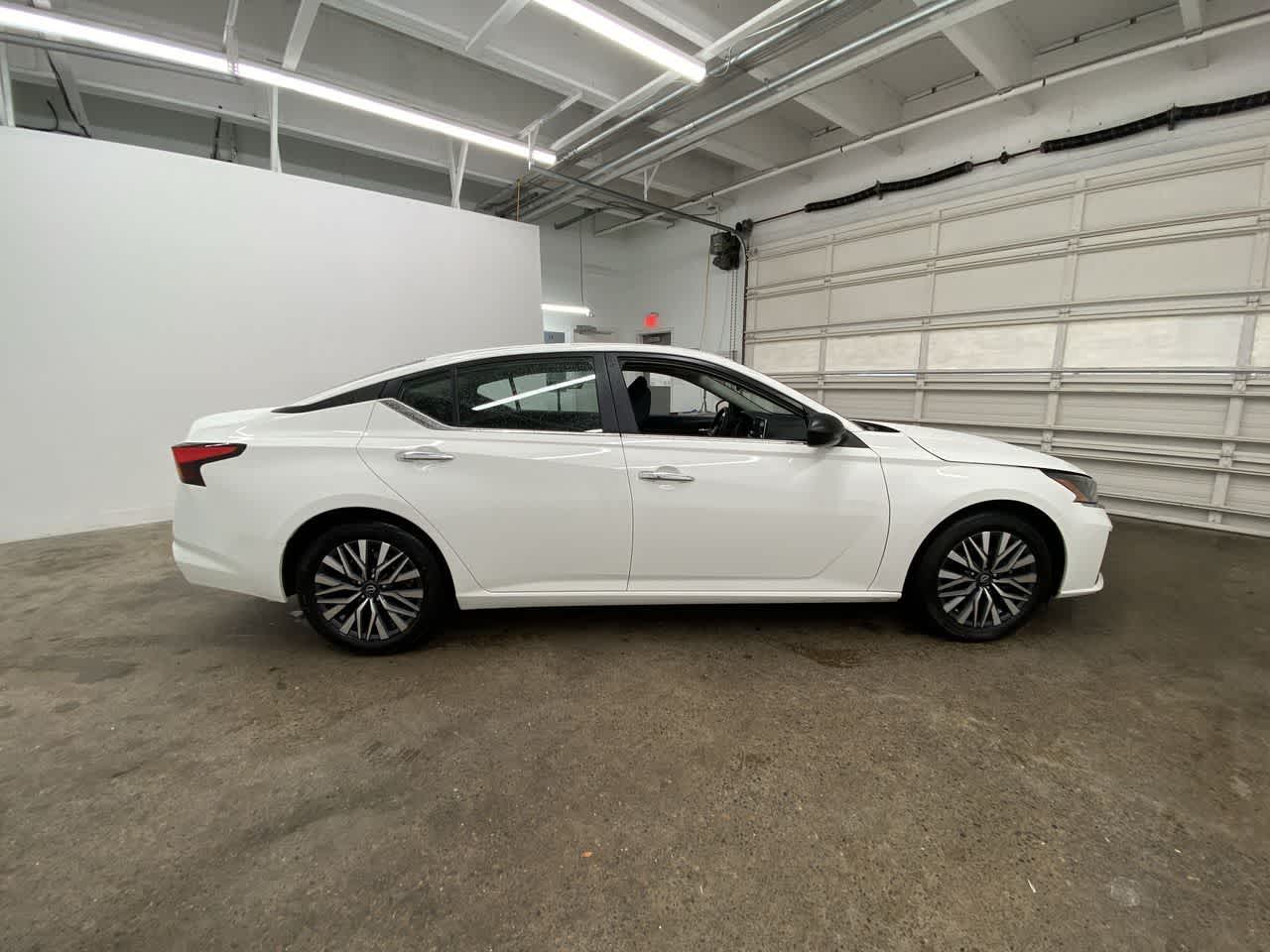 Thumbnail: 2025 Nissan Altima - 7