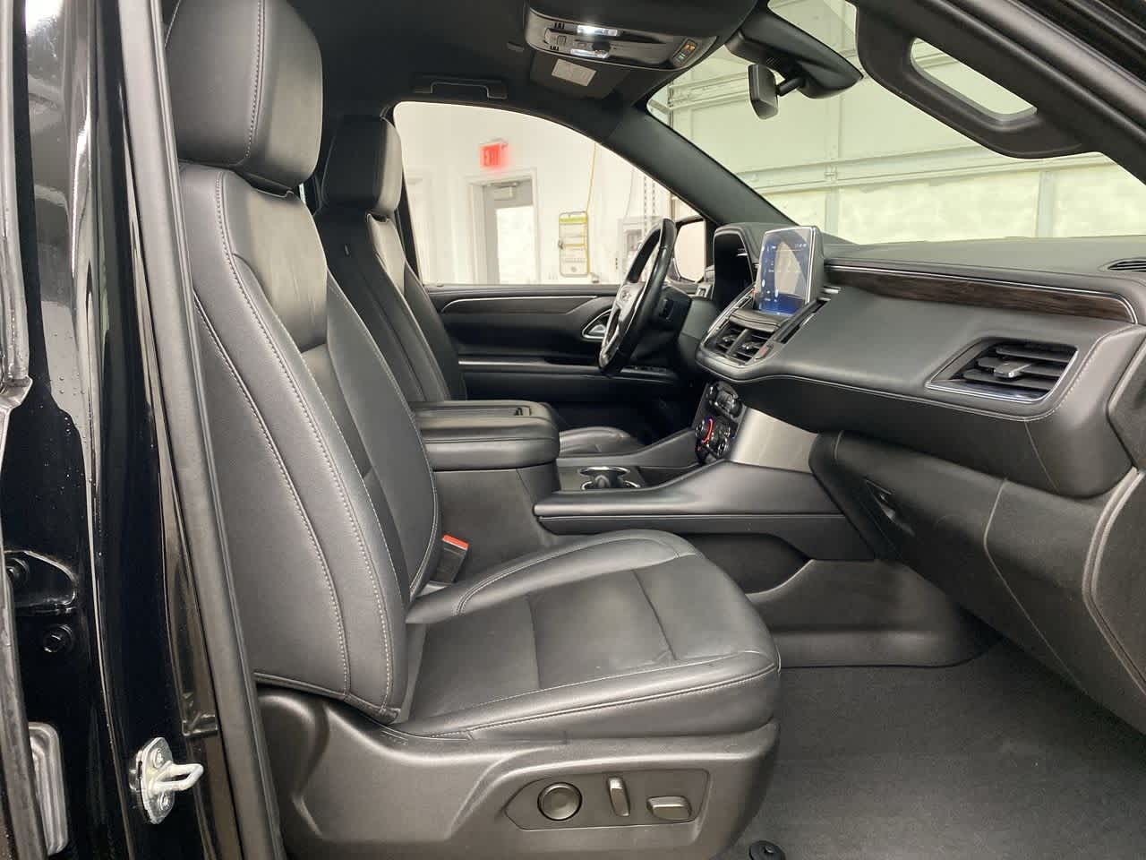 Thumbnail: 2022 Chevrolet Tahoe - 18