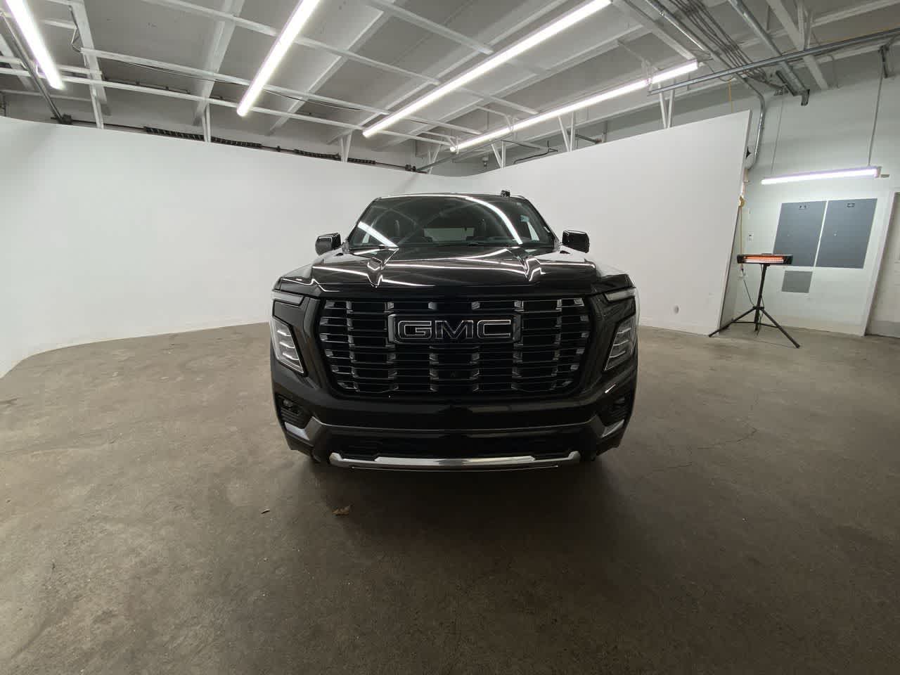 Thumbnail: 2025 GMC Yukon - 9