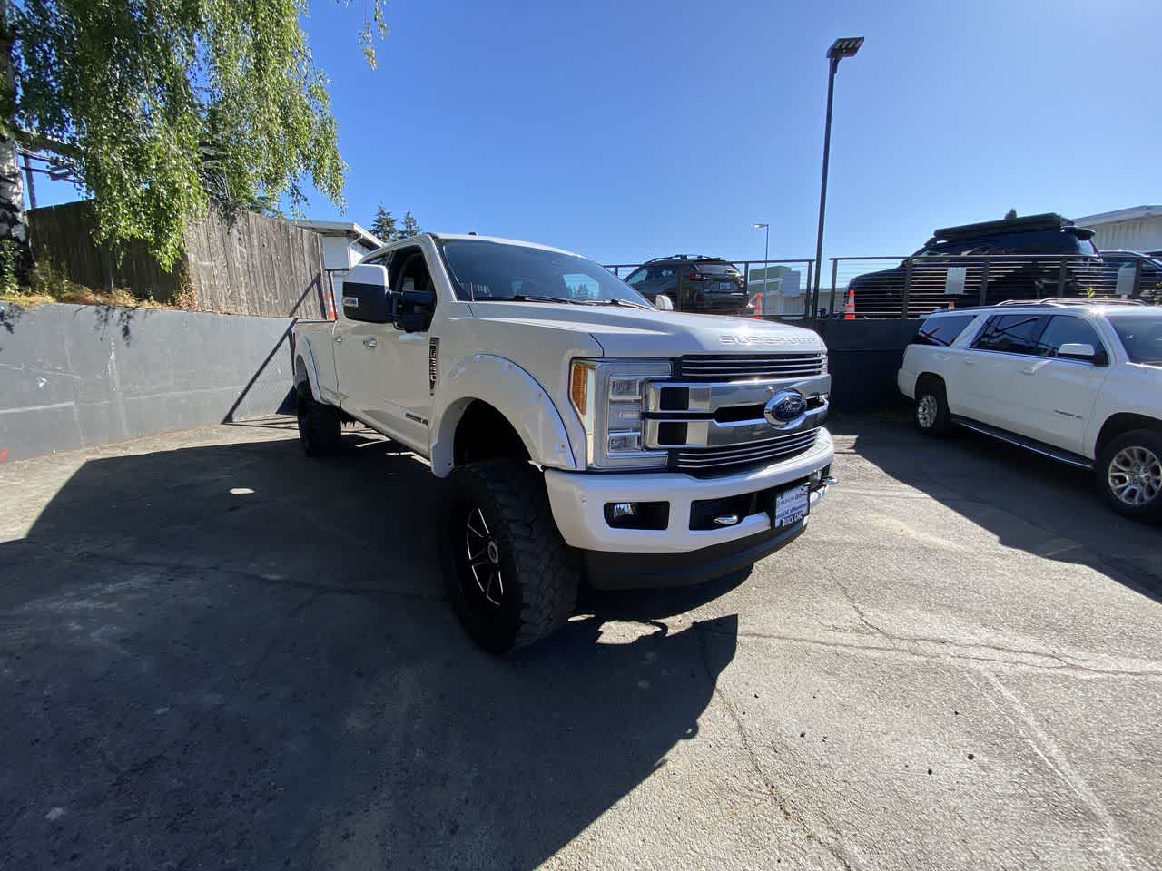 Thumbnail: 2018 Ford F-350 - 8