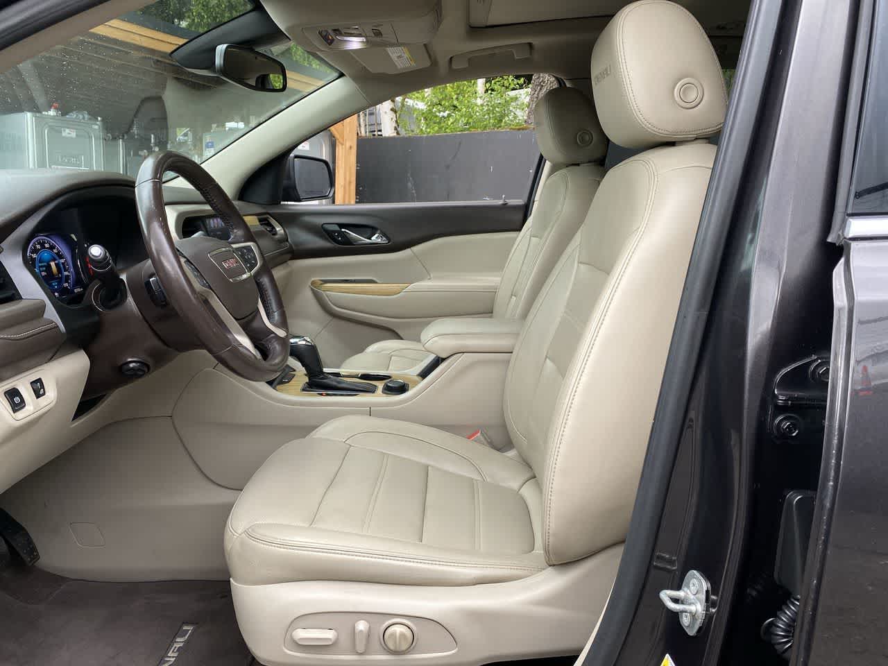 Thumbnail: 2018 GMC Acadia - 14