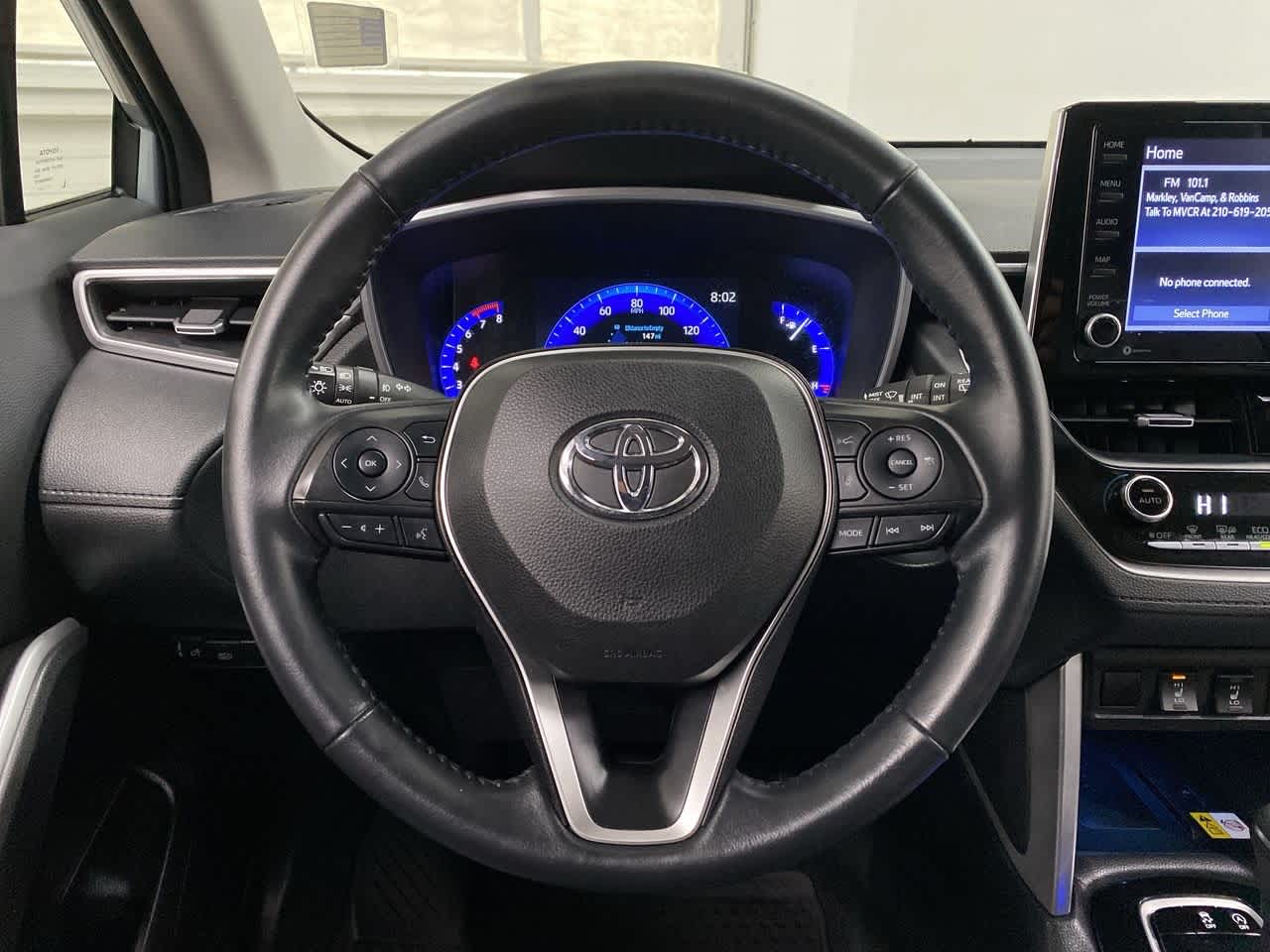 Thumbnail: 2022 Toyota Corolla Cross - 21