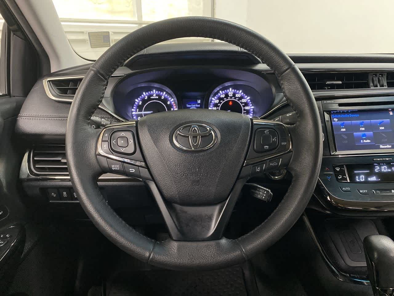 Thumbnail: 2018 Toyota Avalon - 22