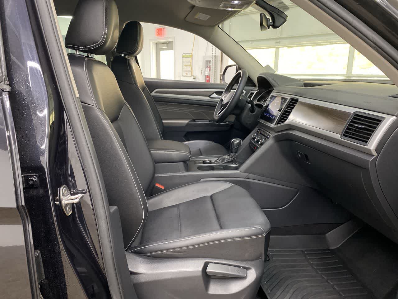 Thumbnail: 2021 Volkswagen Atlas - 19