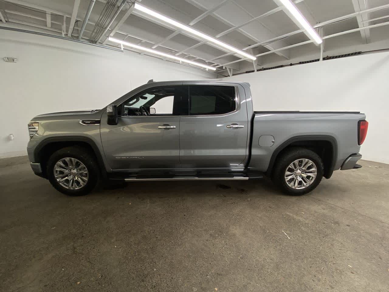 Thumbnail: 2024 GMC Sierra 1500 - 3