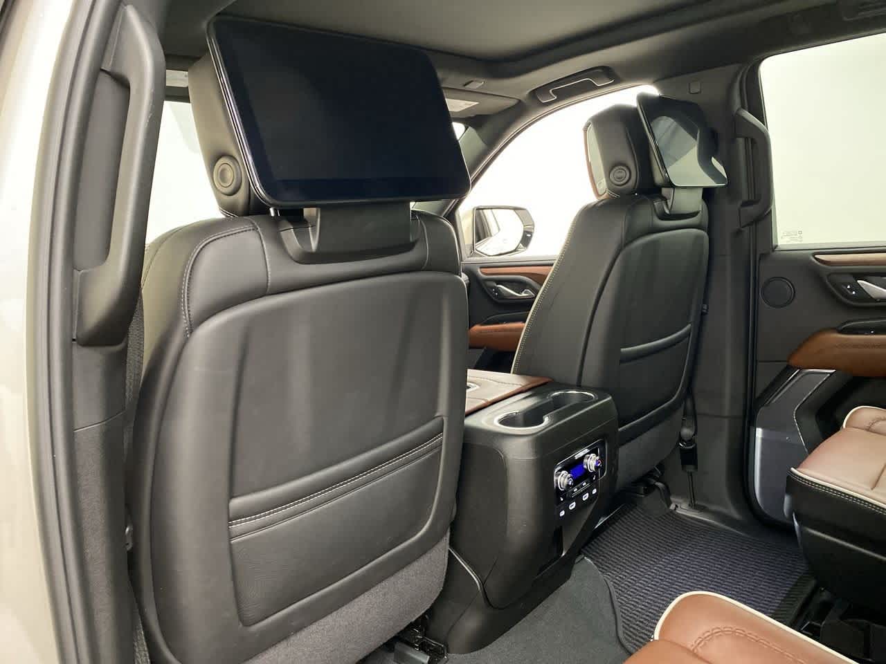 Thumbnail: 2024 GMC Yukon - 16