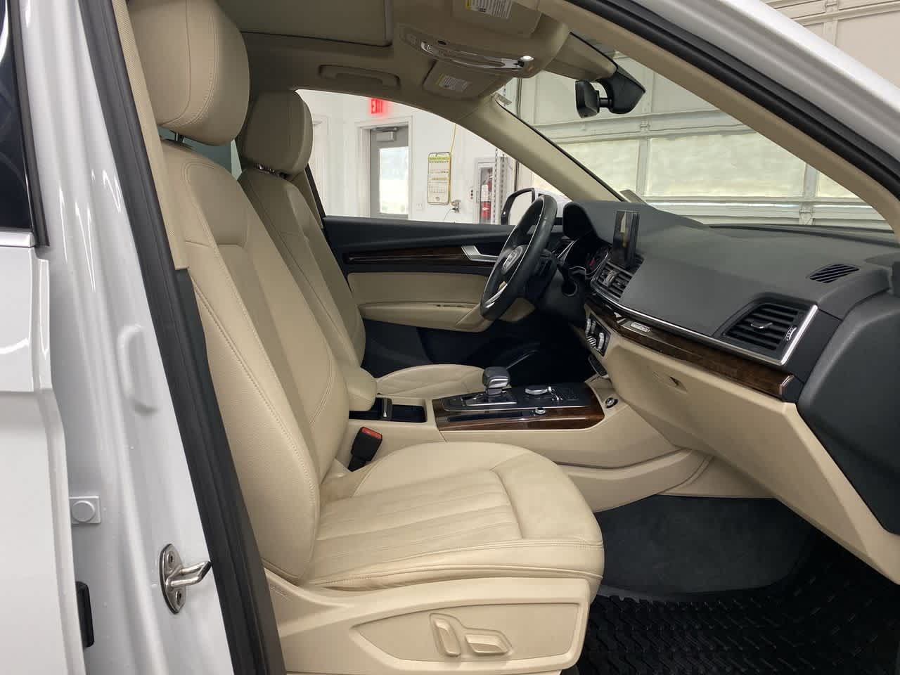 Thumbnail: 2019 Audi Q5 - 18