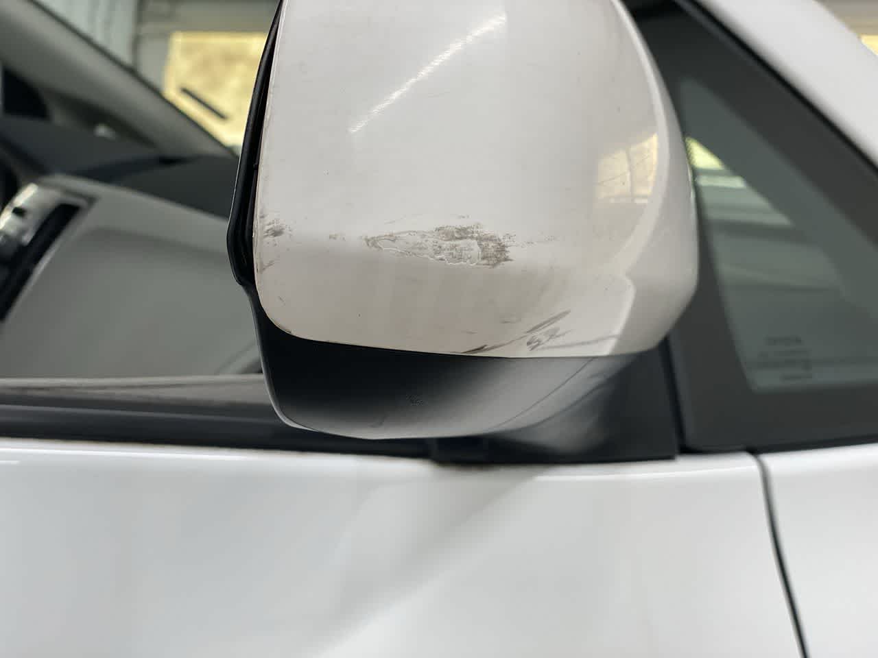 Thumbnail: 2012 Toyota Sienna - 33