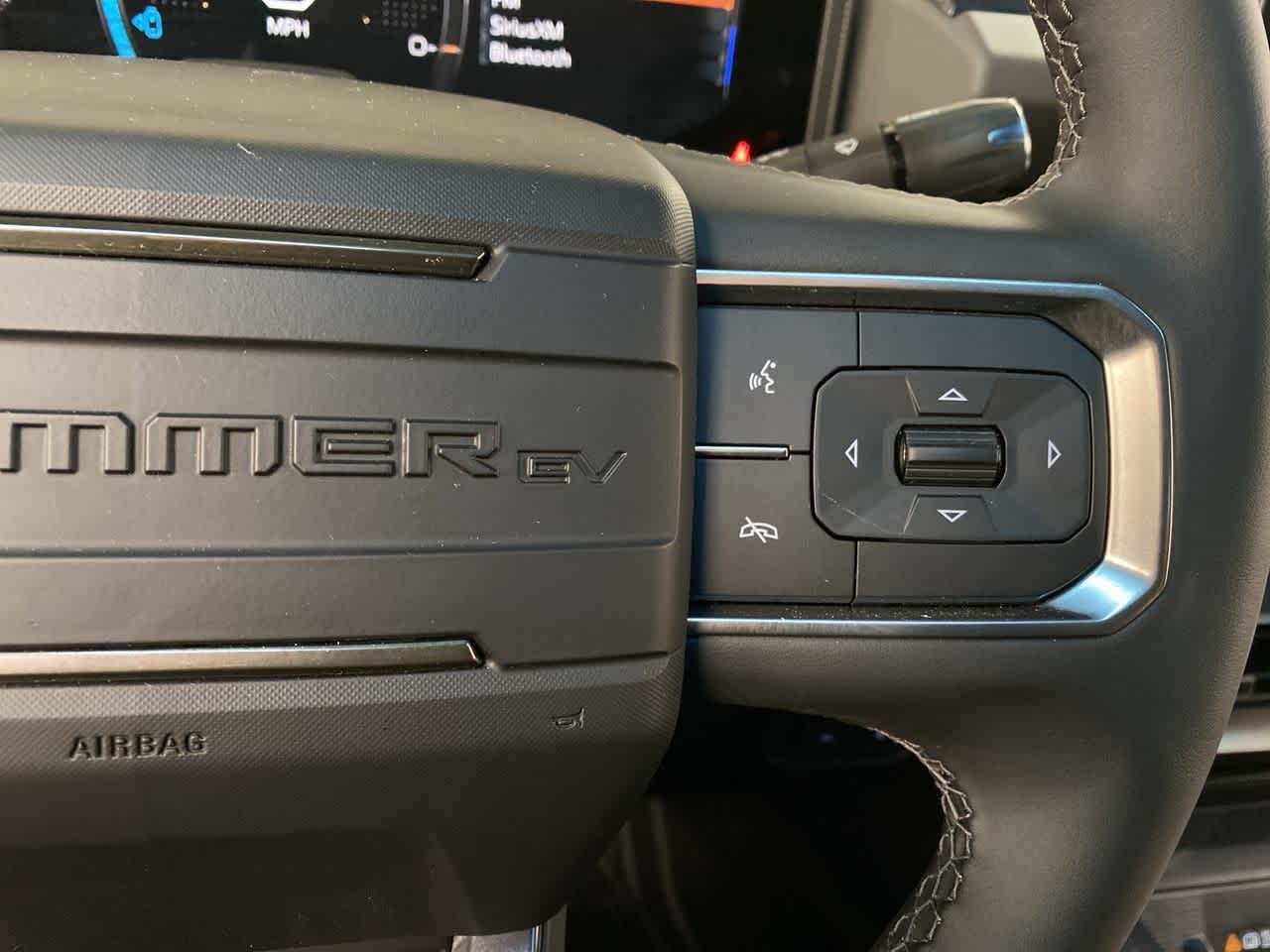 Thumbnail: 2024 GMC Hummer EV - 21