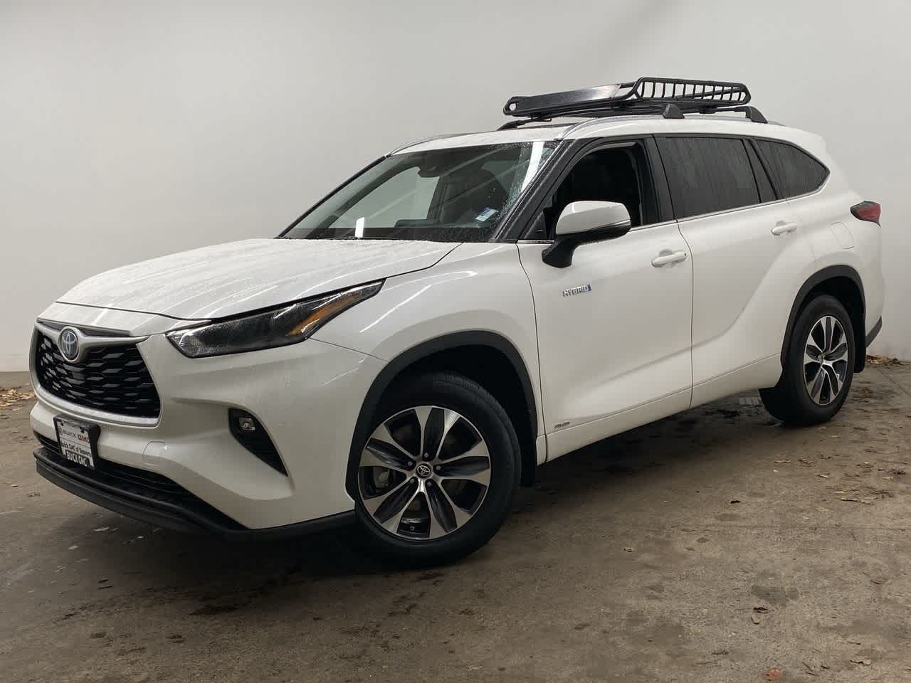 Thumbnail: 2021 Toyota Highlander - 1