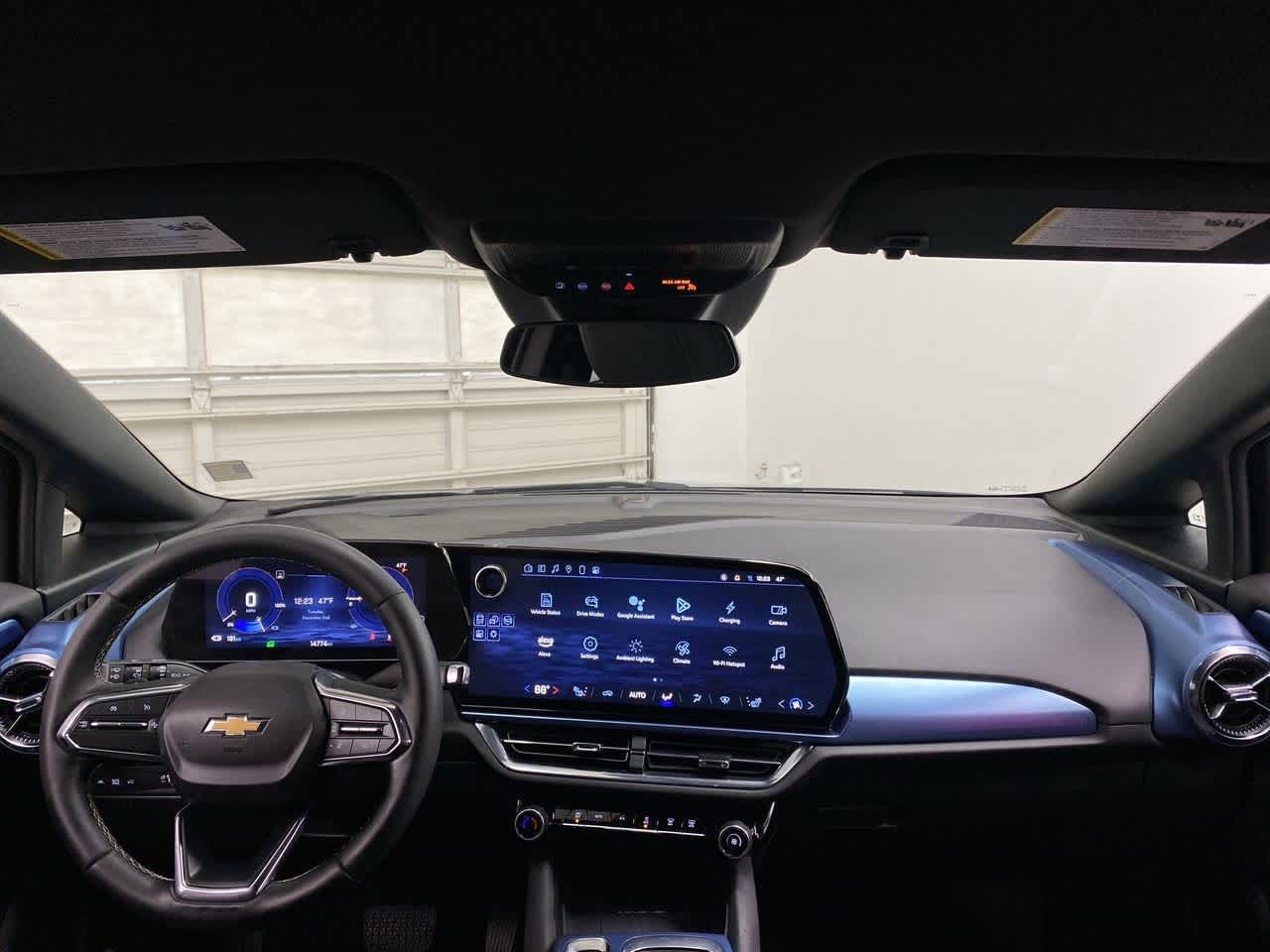 Thumbnail: 2025 Chevrolet Equinox - 12