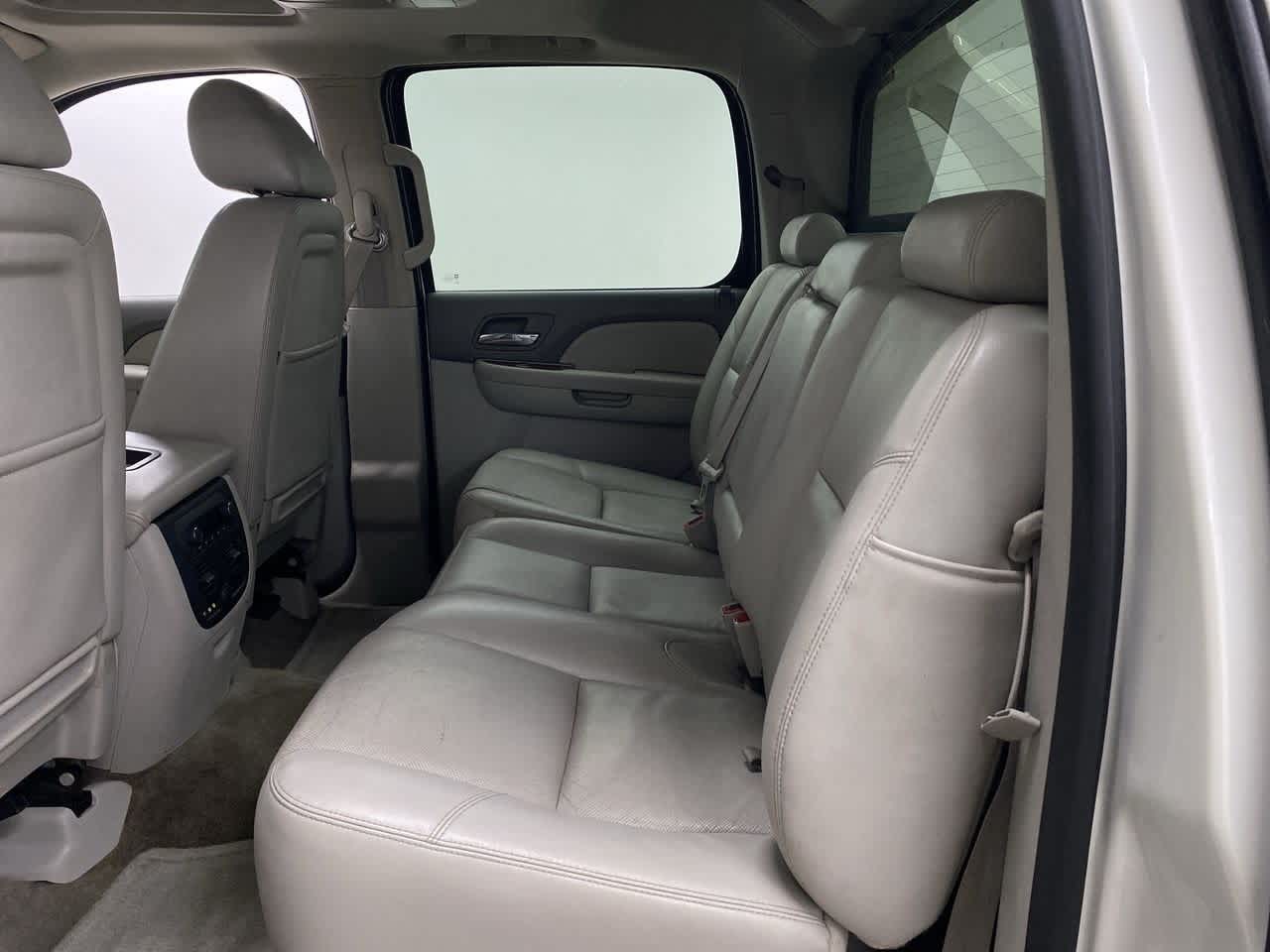 Thumbnail: 2012 Chevrolet Avalanche 1500 - 17