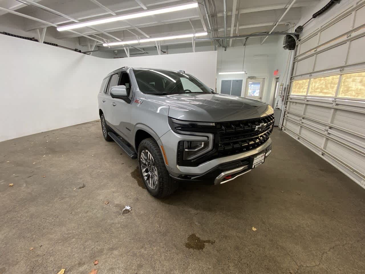 Thumbnail: 2025 Chevrolet Tahoe - 8