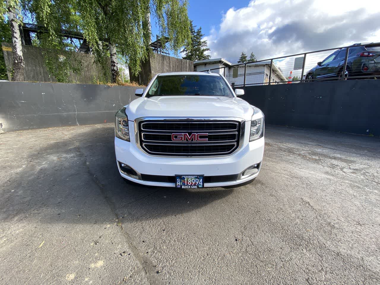 Thumbnail: 2019 GMC Yukon XL - 9