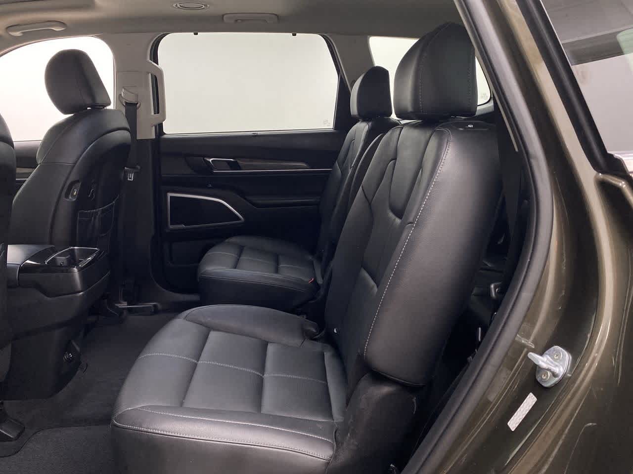 Thumbnail: 2021 Kia Telluride - 17